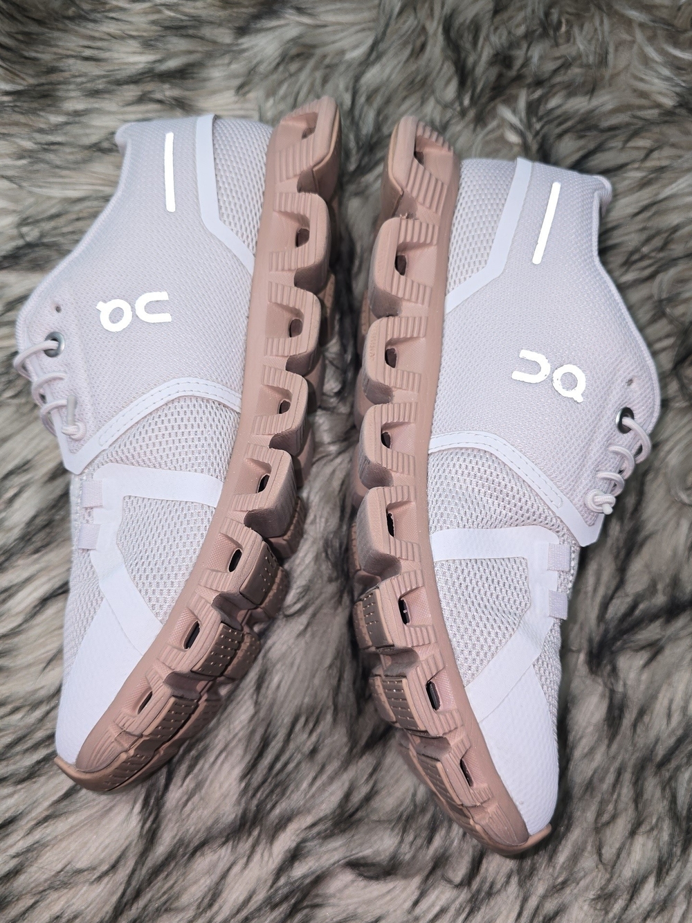 On Running Women's Blush Pink Cloudtrail Athletic Sneakers - Picture 4 of 8